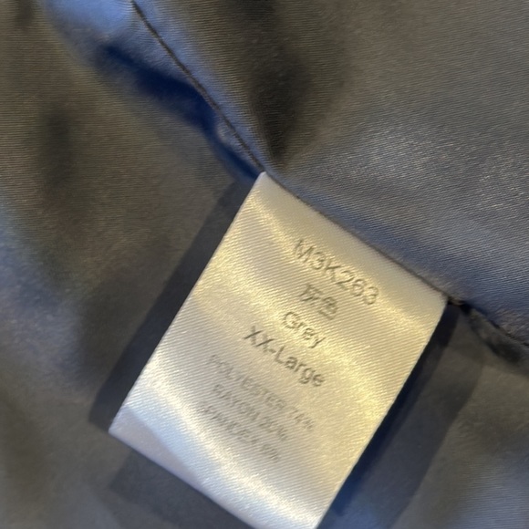 NWOT gray blazer , two button XXL never worn new - Picture 3 of 7